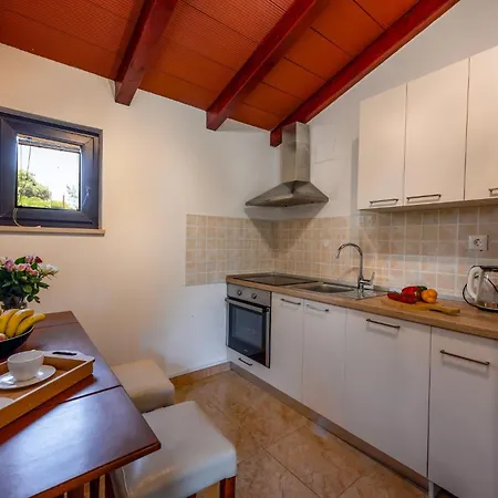 Semesterbostad Casa Arti In - Haus Fuer 2-4 Personen