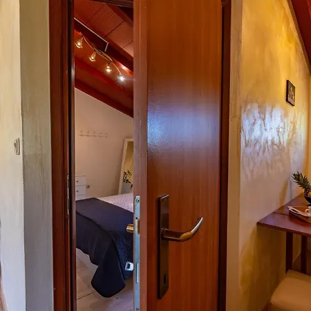 Casa Arti In - Haus Fuer 2-4 Personen Pula