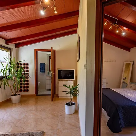 Casa Arti In - Haus Fuer 2-4 Personen Semesterbostad *