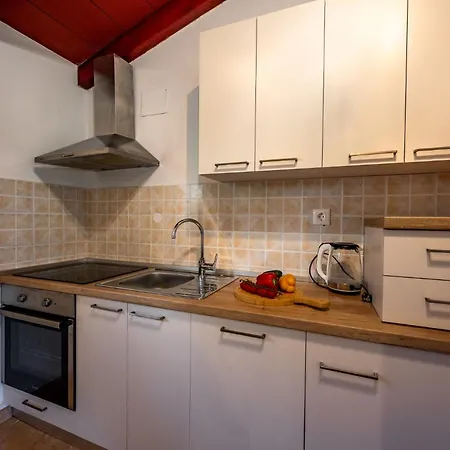 Casa Arti In - Haus Fuer 2-4 Personen Holiday home Pula